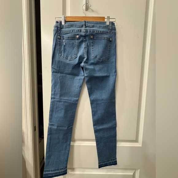 POL Women's Blue Jeans New - Picture 8 of 8